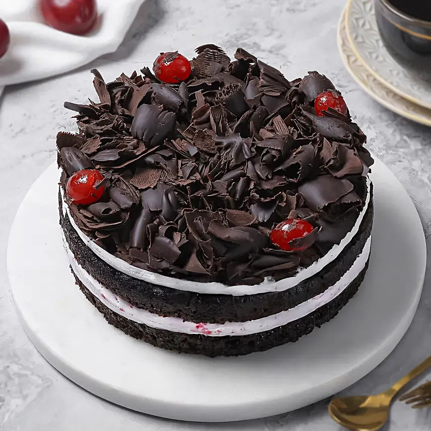 Midnight Forest Eggless Cake (500 g)