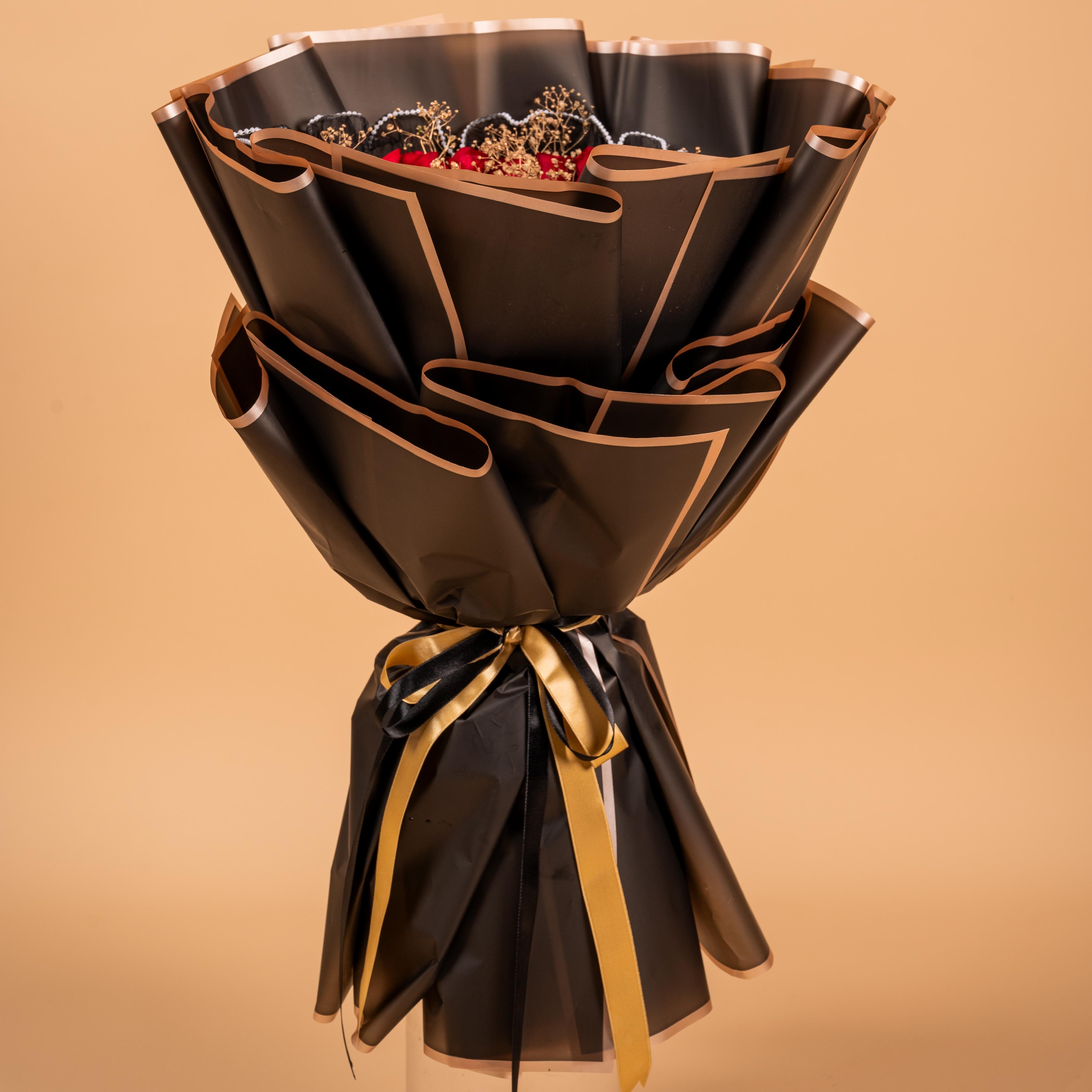 Cupid’s Mirror Vow